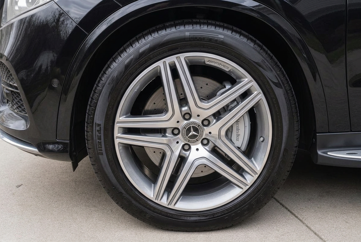 Wheel detail — after